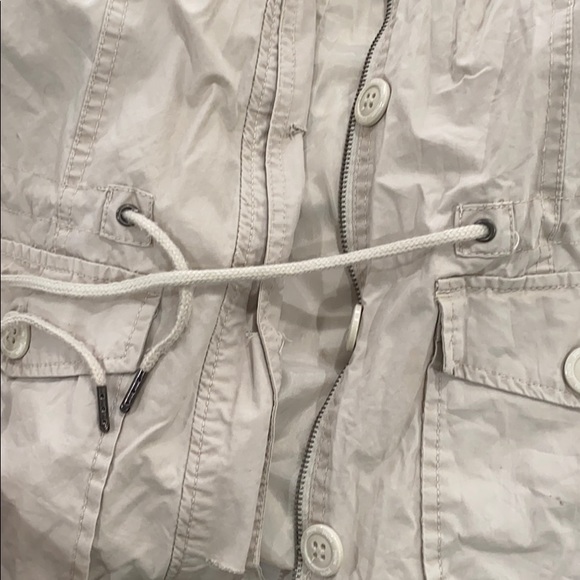 Light Tan jacket - Picture 3 of 5